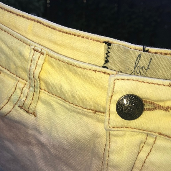 Lost Brand | Multicolored Denim Shorts - Picture 4 of 4